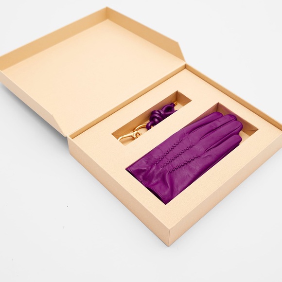 NEW! Zara Leather Gloves and Key Fob Set - Picture 2 of 8